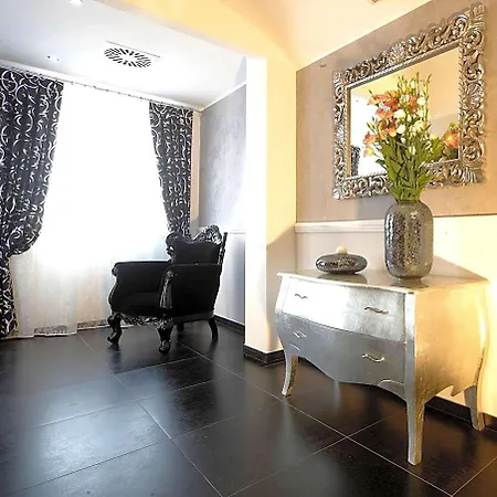 Le Viole Aparthotel 3*
