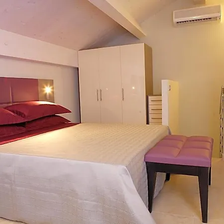 Aparthotel Le Viole 3*