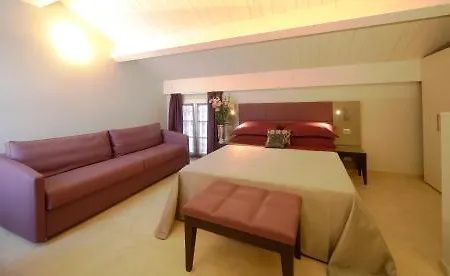 Апарт-отель Le Viole 3*